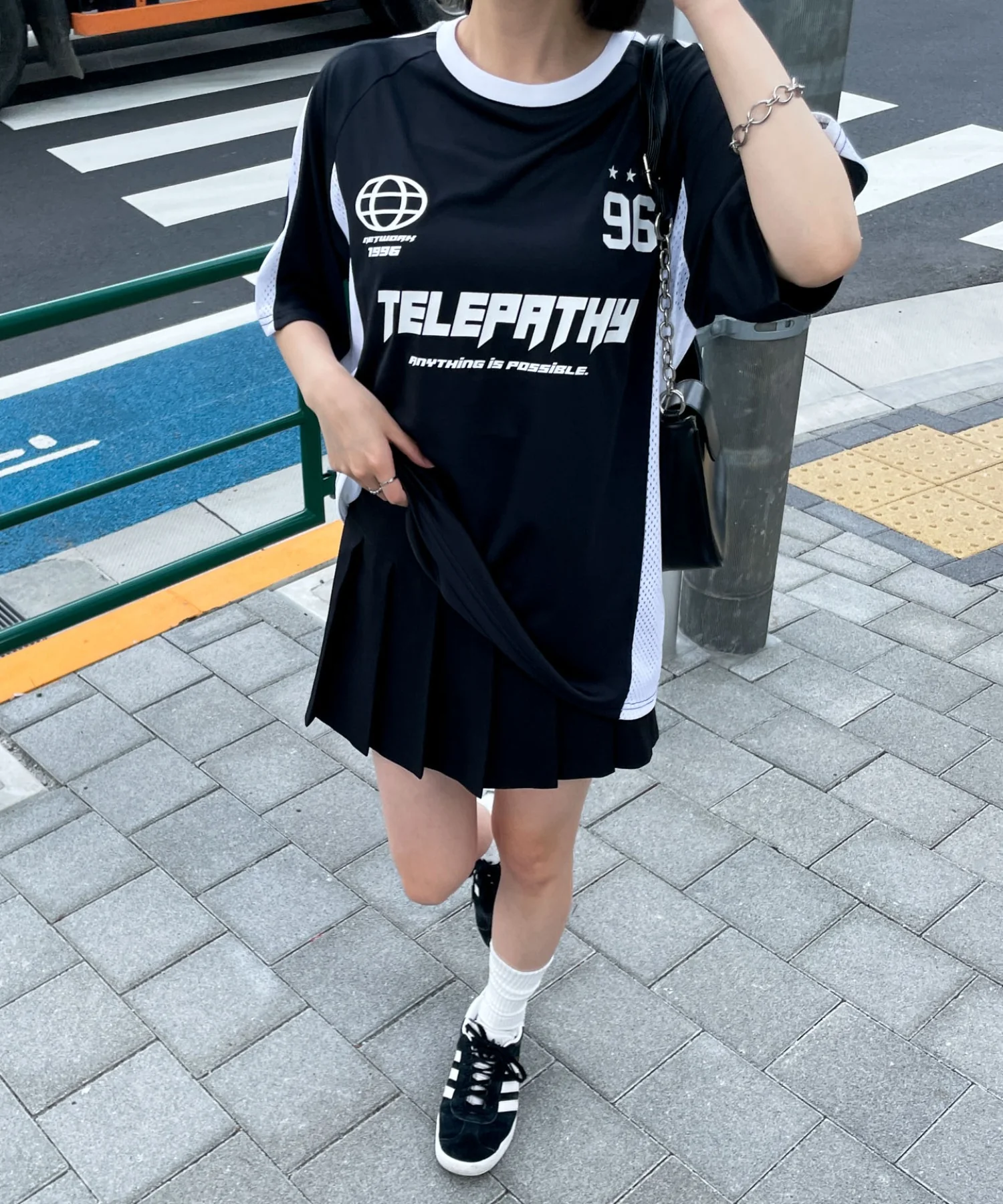 サッカーメッシュ切り替えビッグT - Image 4