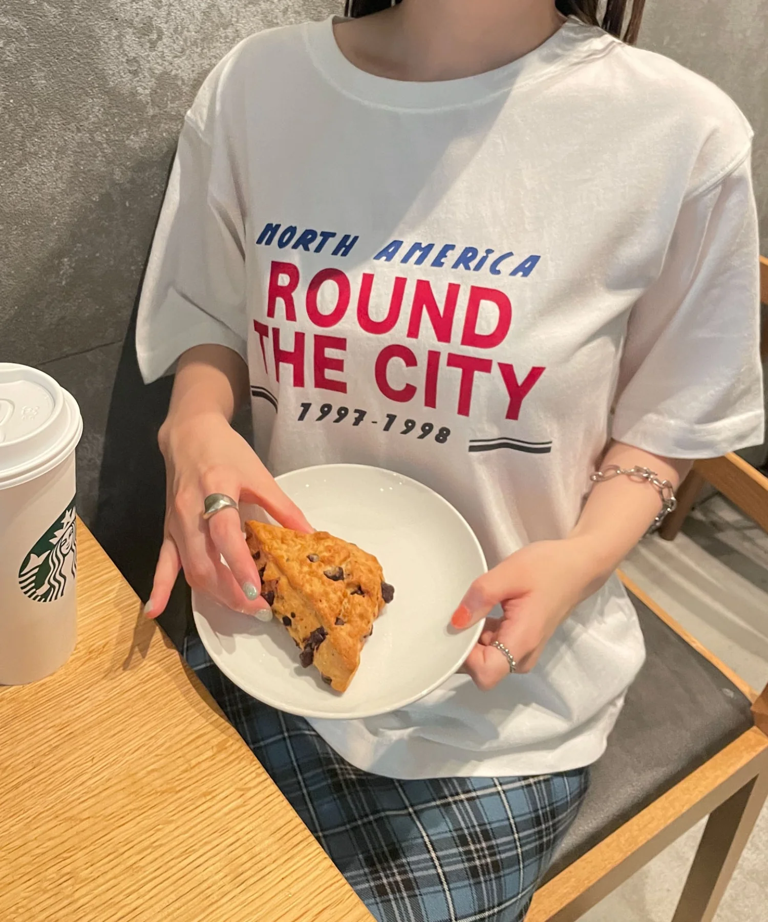 ヴィンテージライクグラフィックTシャツ - Image 21