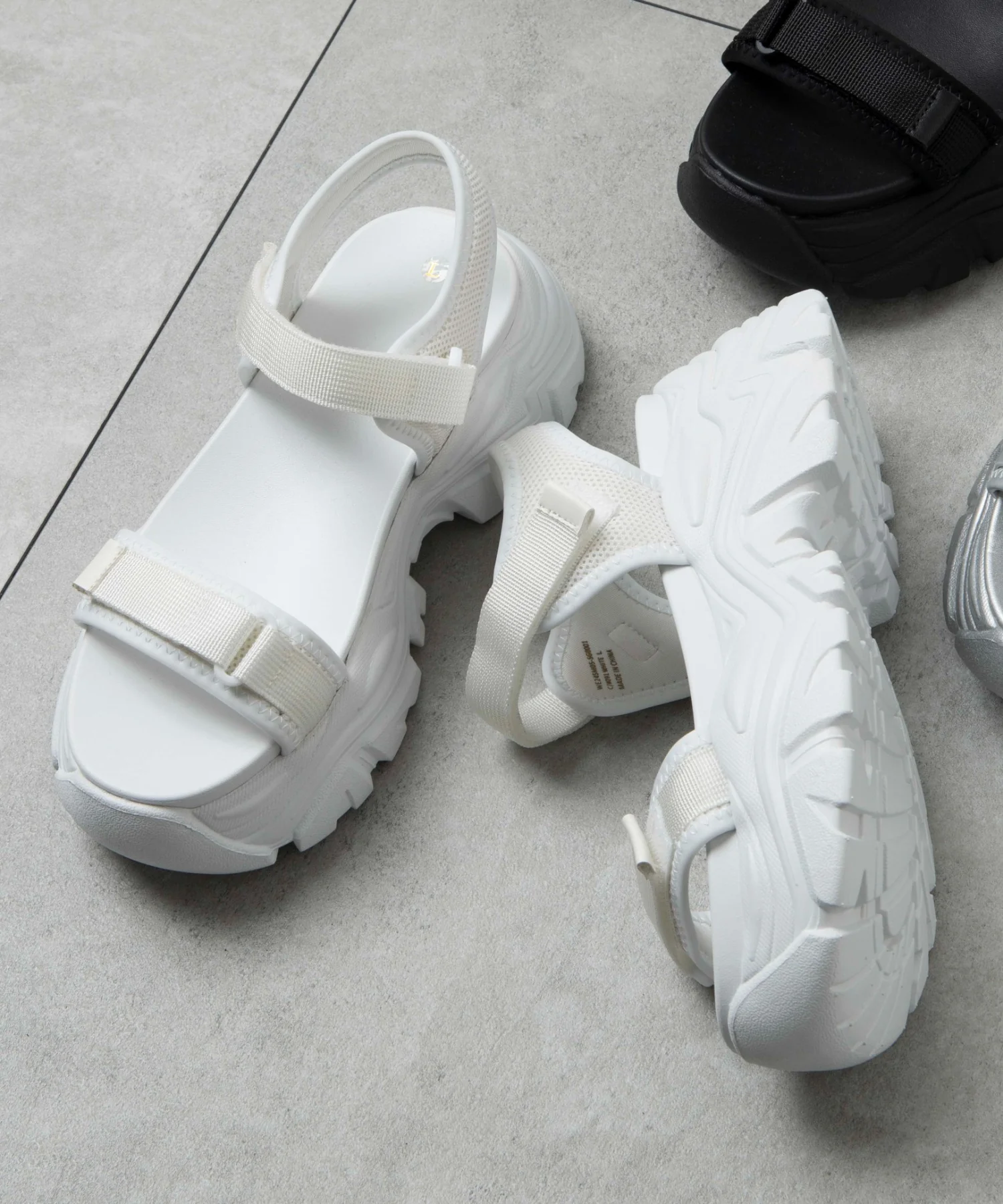 厚底ダッドスポーツサンダル - Image 9
