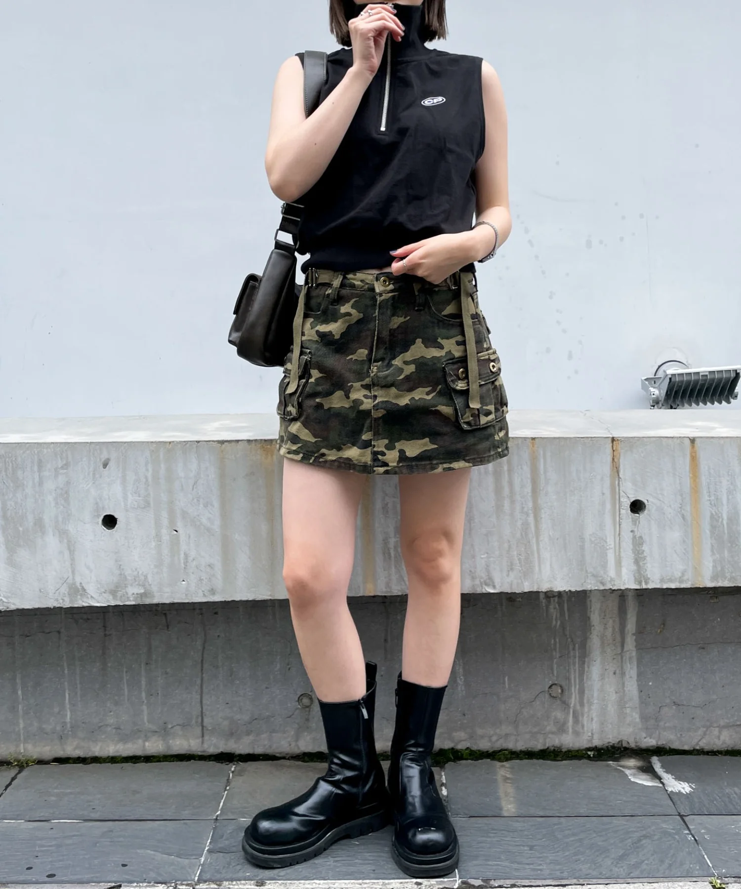 ハーフZIPノースリーブトップス - Image 15