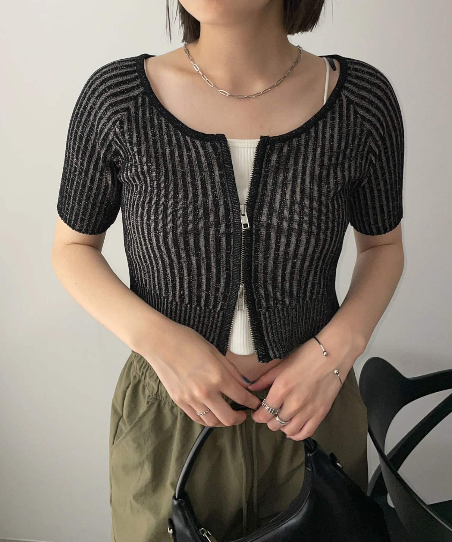 ダブルジップオフショルニットトップス - Image 14