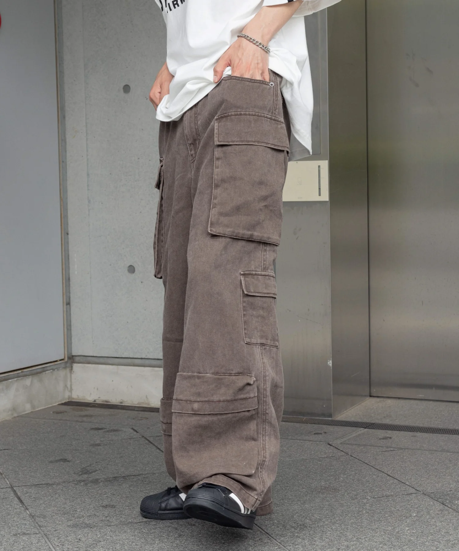 マルチポケットワイドカーゴパンツ - Image 17