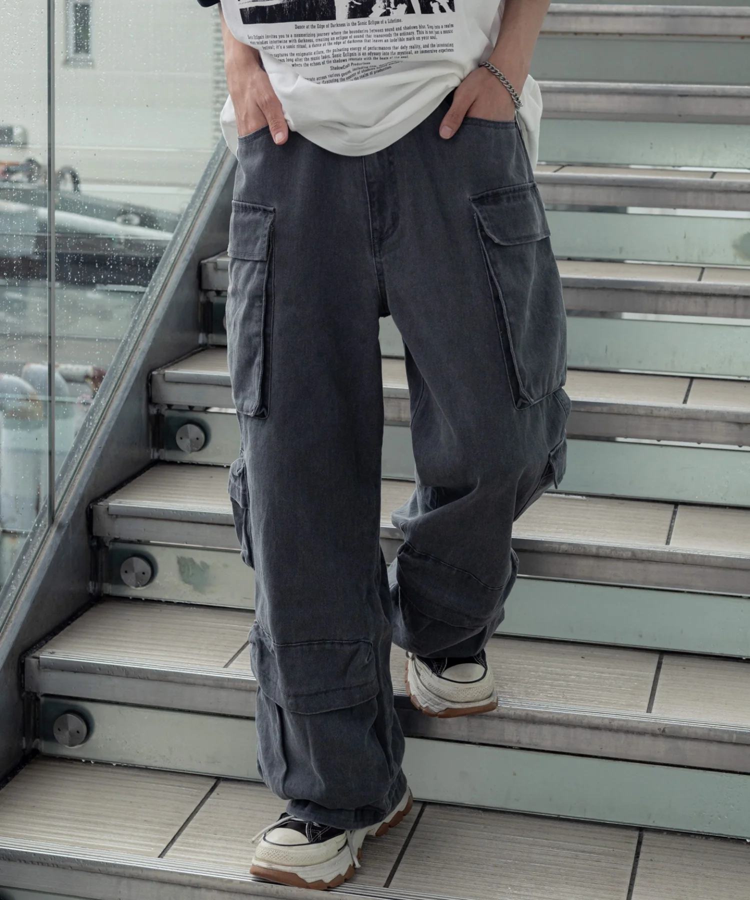 マルチポケットワイドカーゴパンツ - Image 2