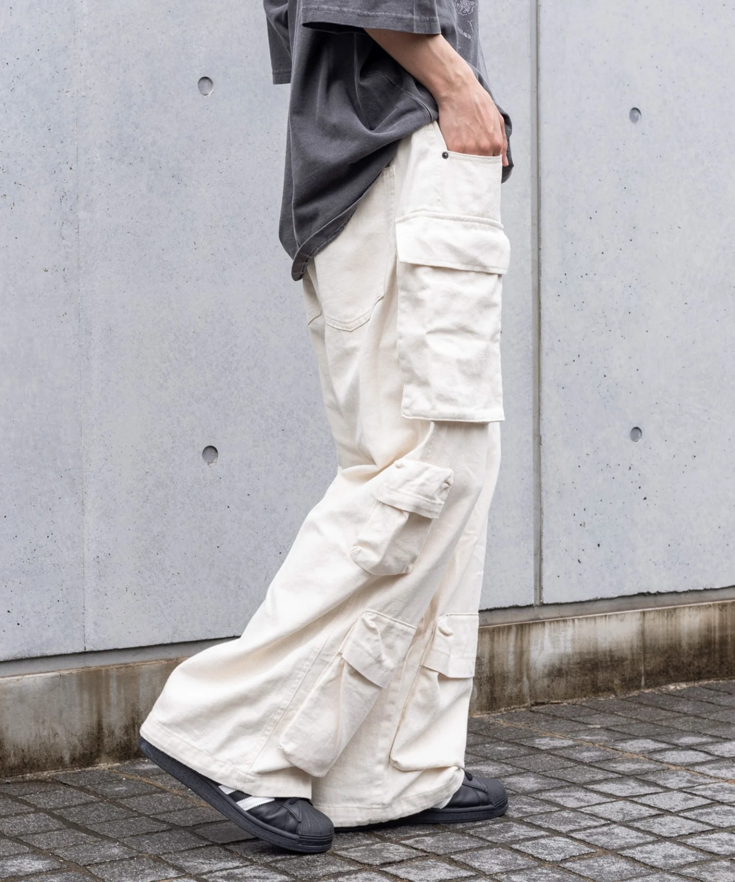 マルチポケットワイドカーゴパンツ - Image 25