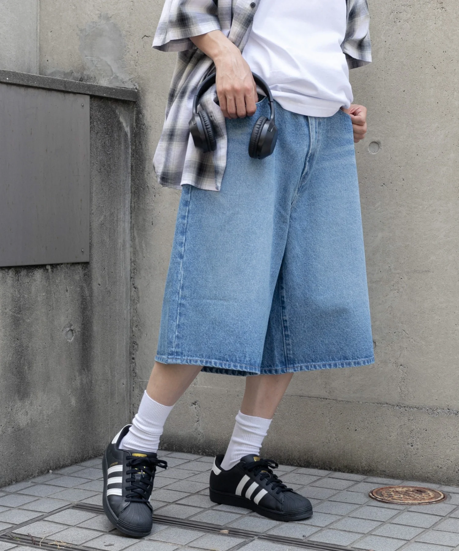 SUPERBAGGYDENIMSHORTS - Image 5