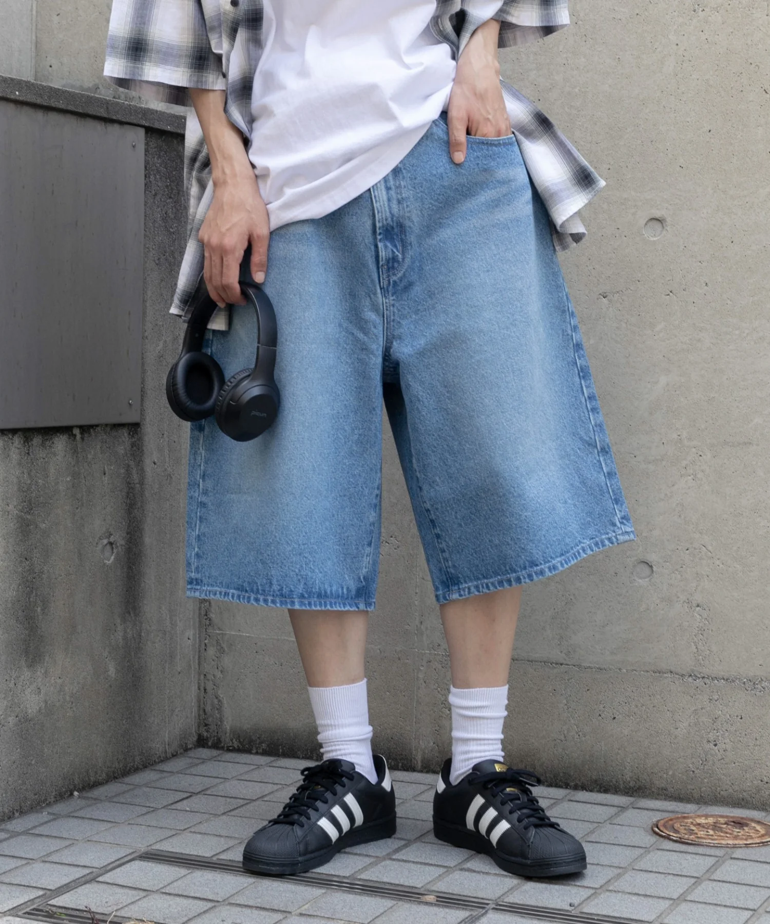 SUPERBAGGYDENIMSHORTS - Image 7