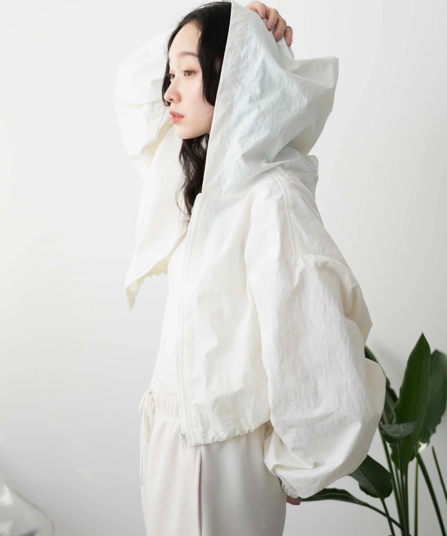 ショートナイロンブルゾン - Image 9