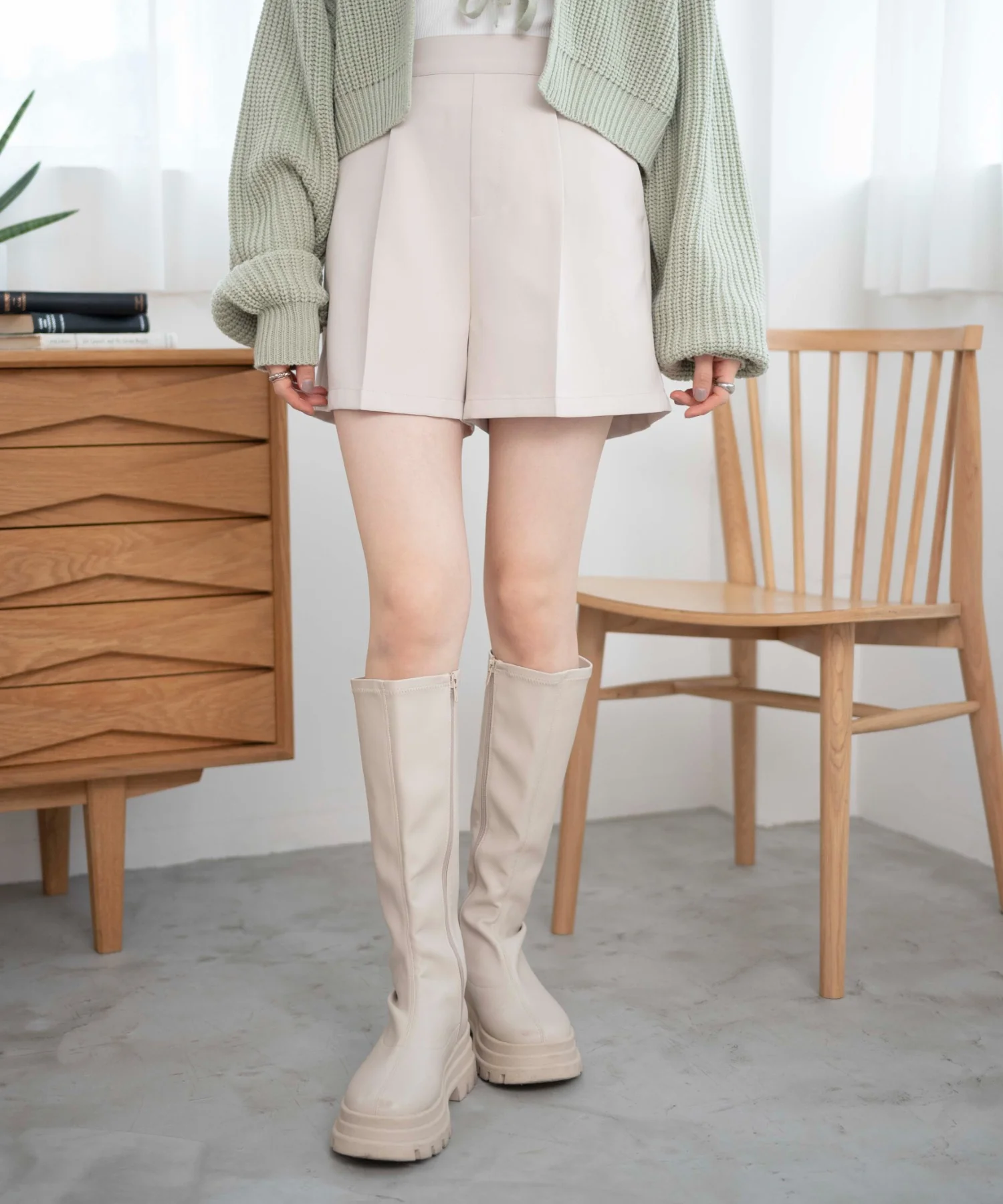 タックショートパンツ - Image 14