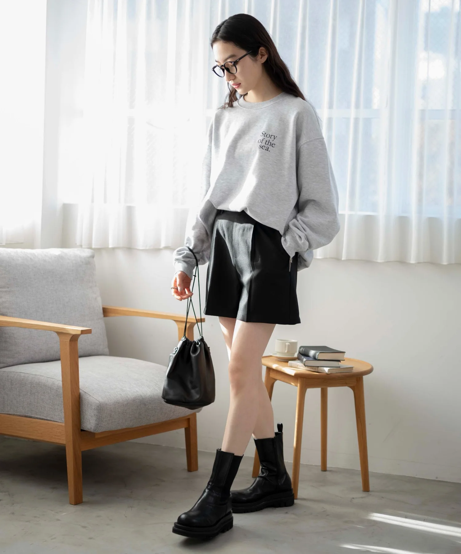 タックショートパンツ - Image 4