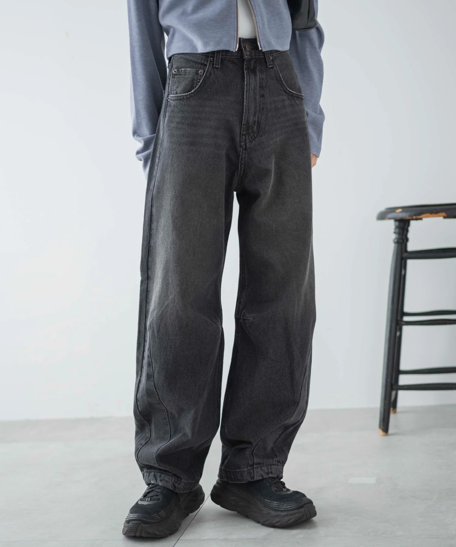 カーブデニムパンツ - Image 15