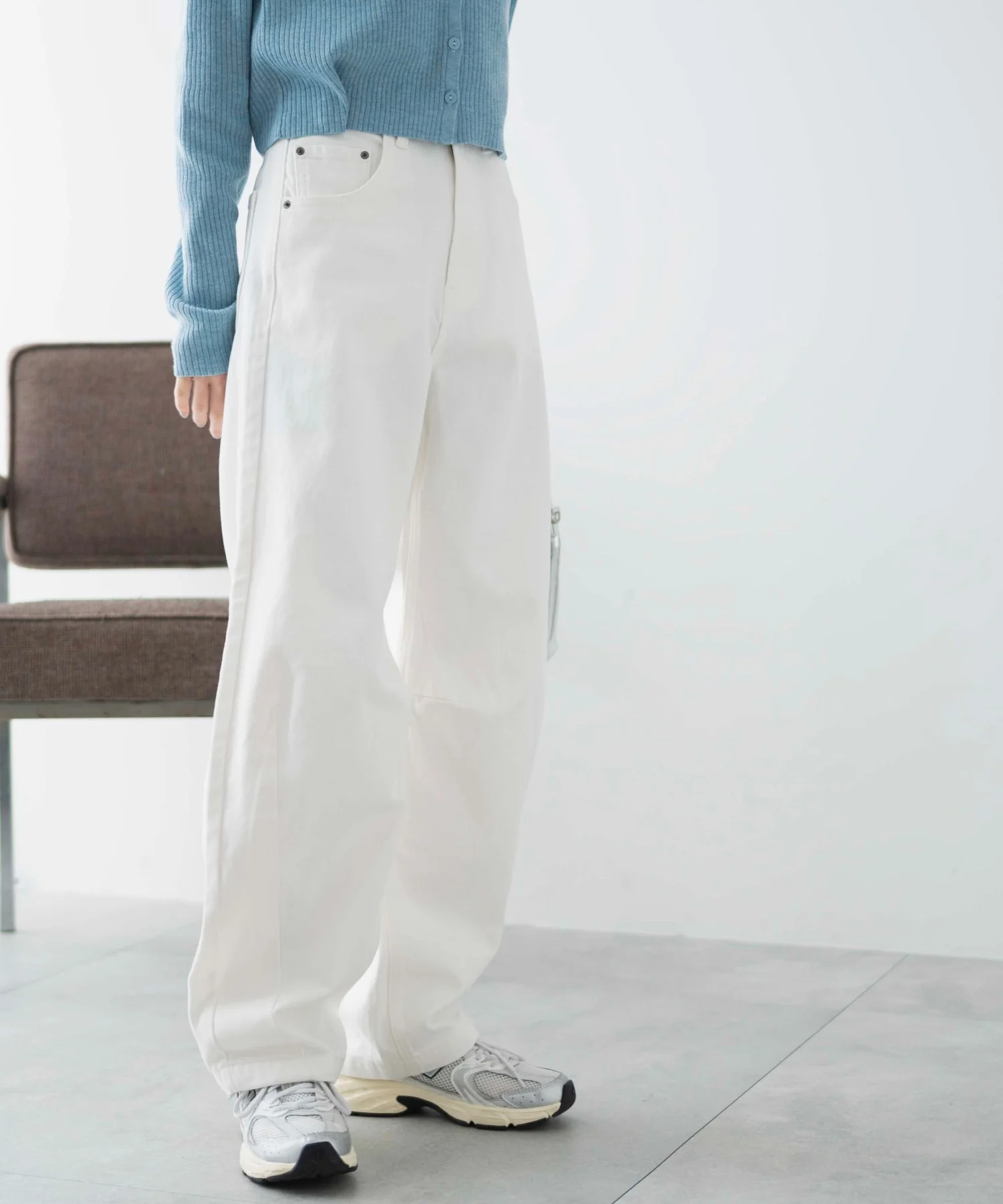 カーブデニムパンツ - Image 17