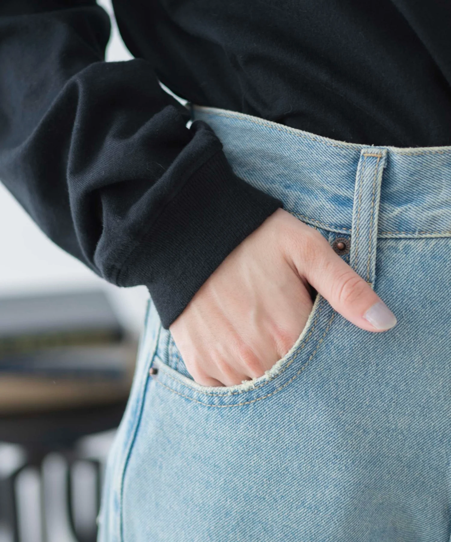 カーブデニムパンツ - Image 9