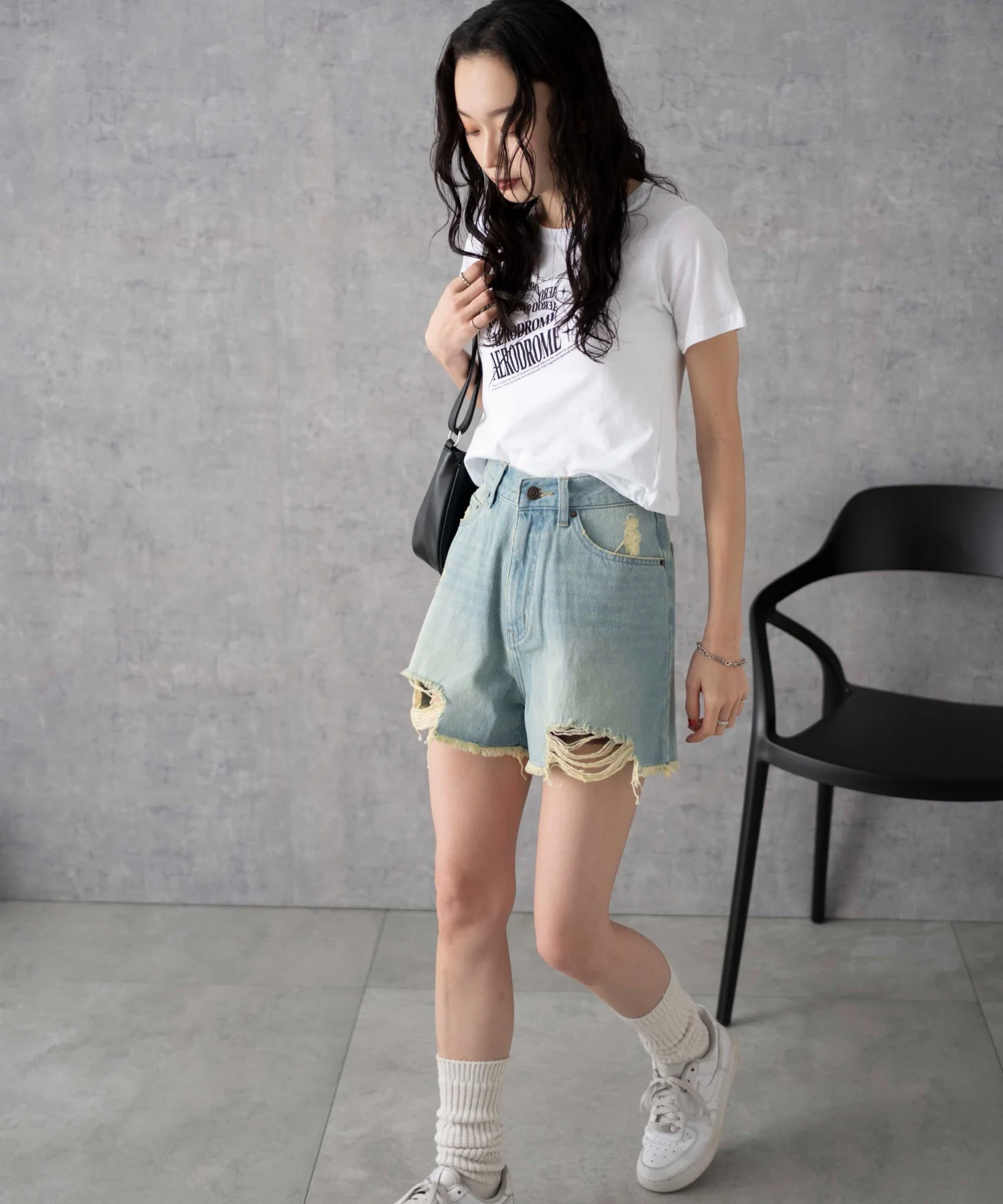 ダメージデニムショートパンツ - Image 4