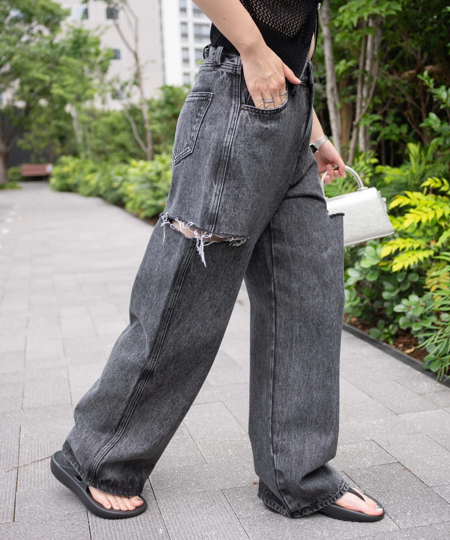 サイドスリットデニムストレートパンツ - Image 16