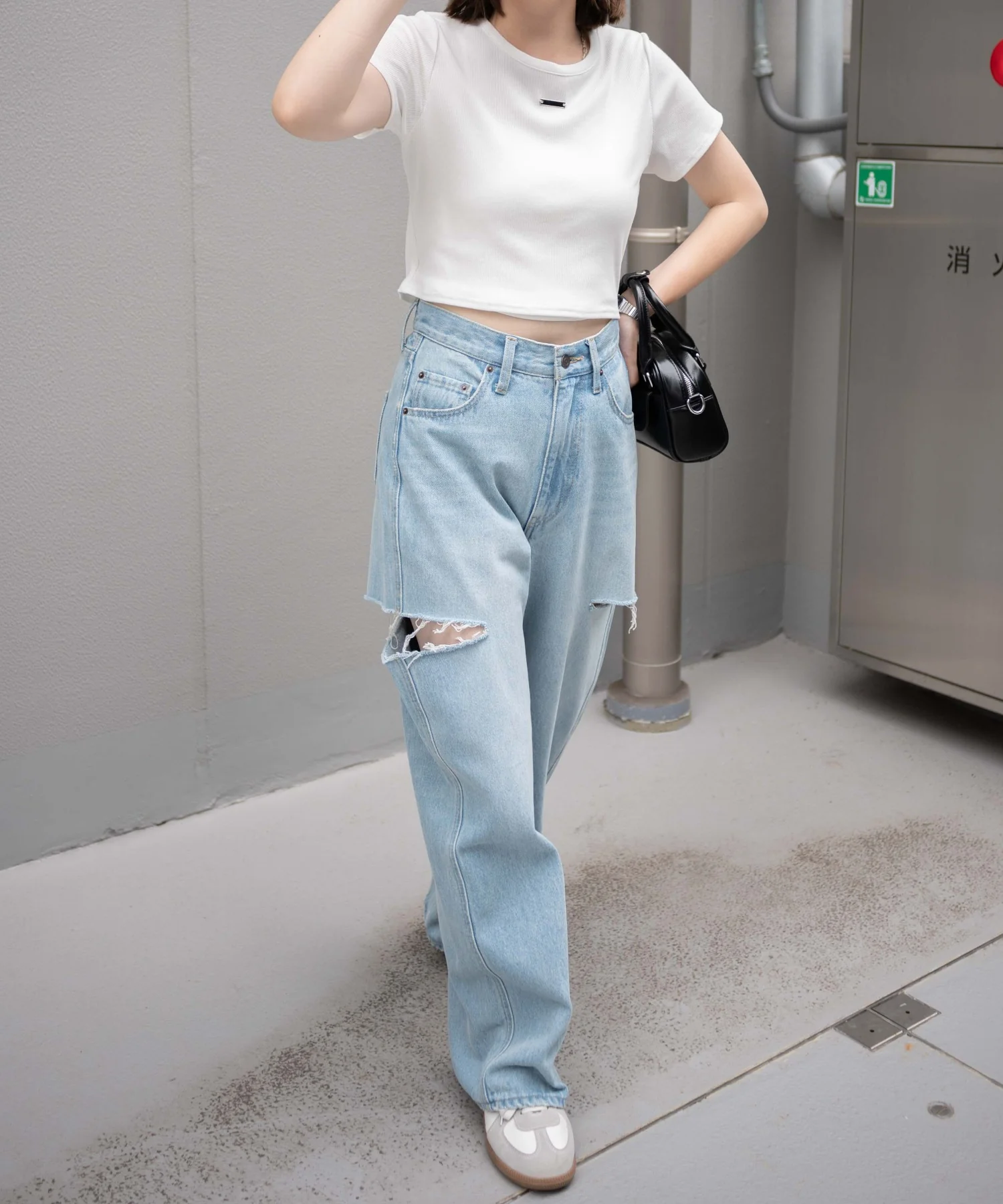 サイドスリットデニムストレートパンツ - Image 3