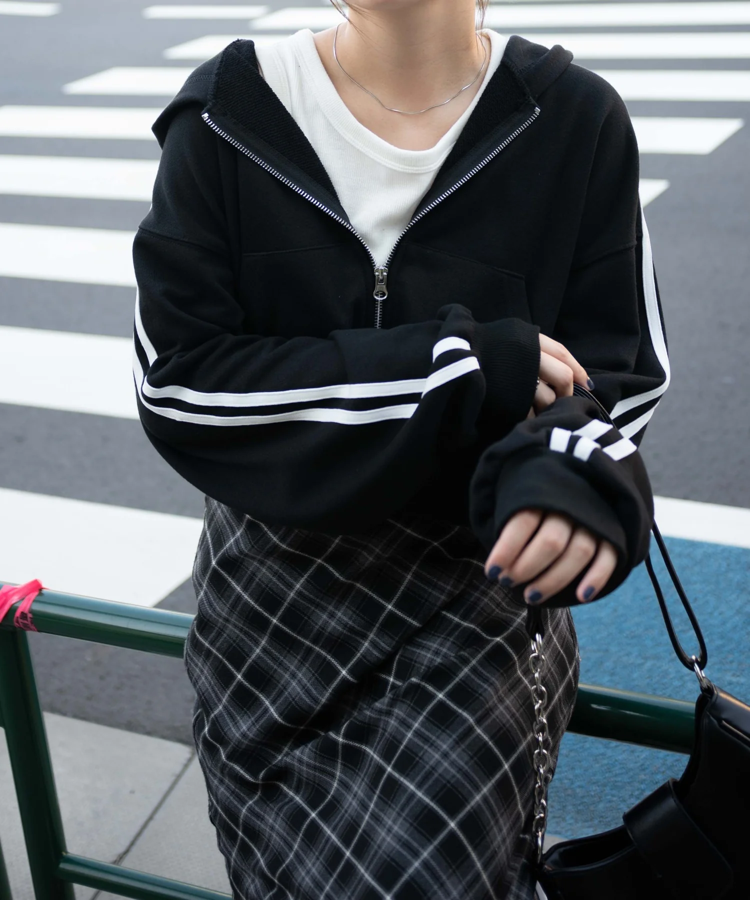 ショートジップパーカー - Image 19