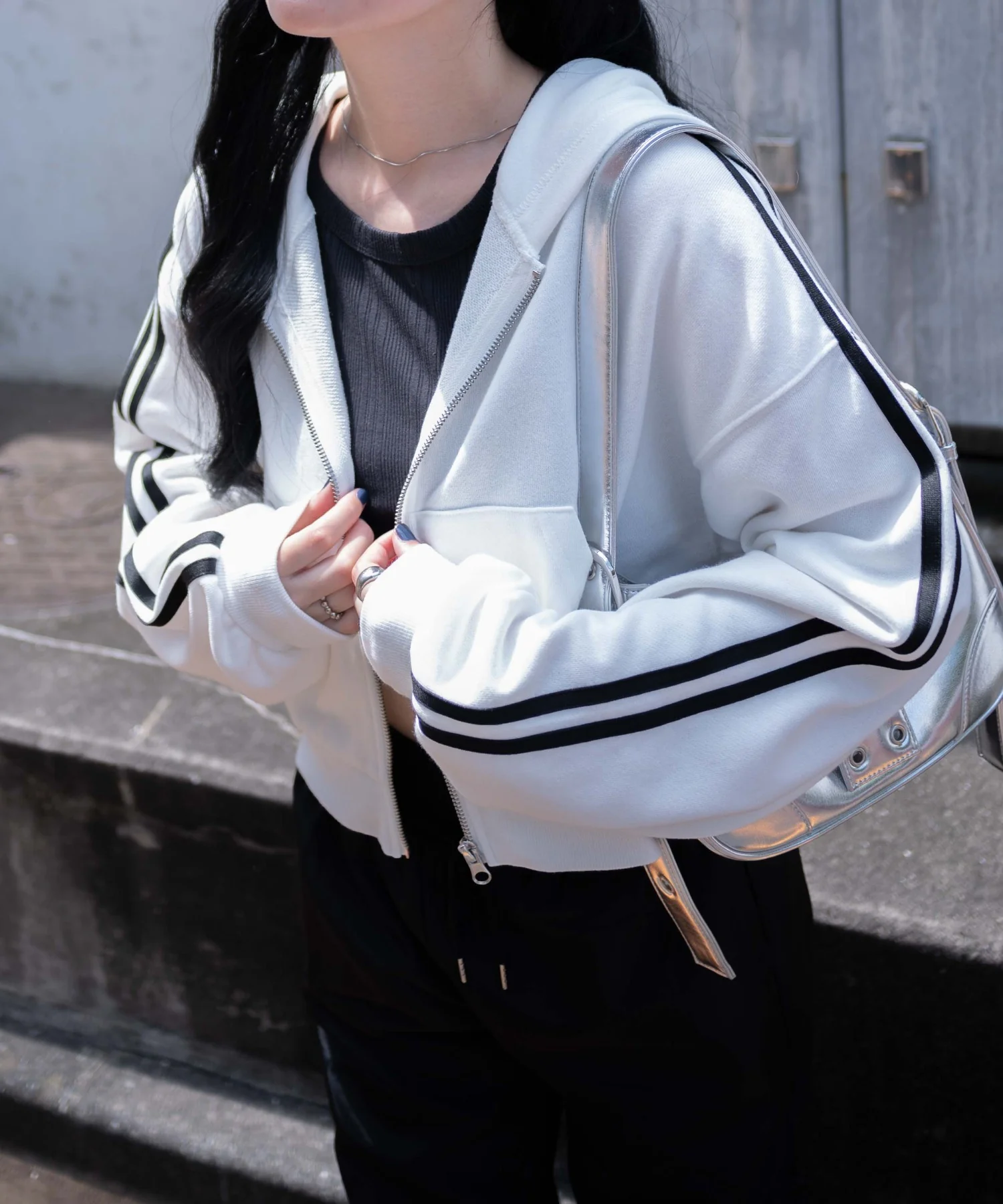 ショートジップパーカー - Image 4