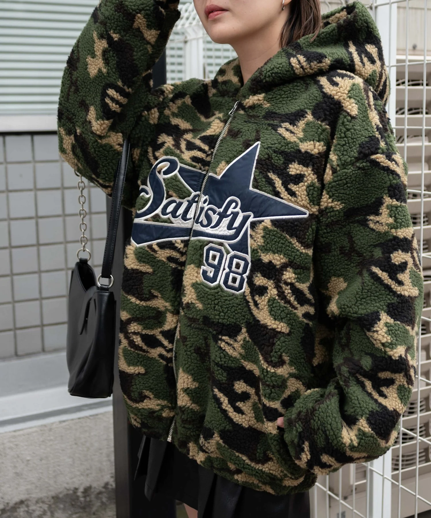 迷彩ロゴボアパーカー - Image 4