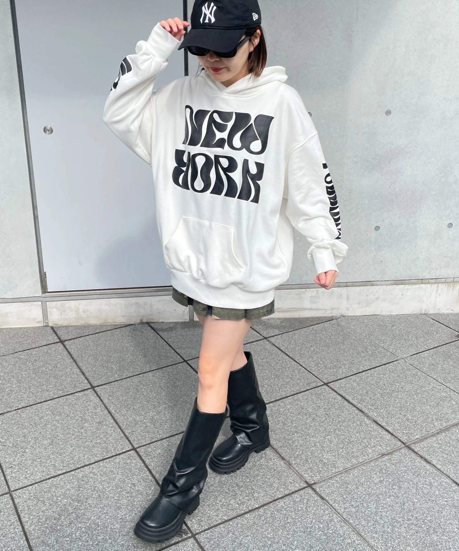 ロゴフォームプリントビッグプルパーカー - Image 7