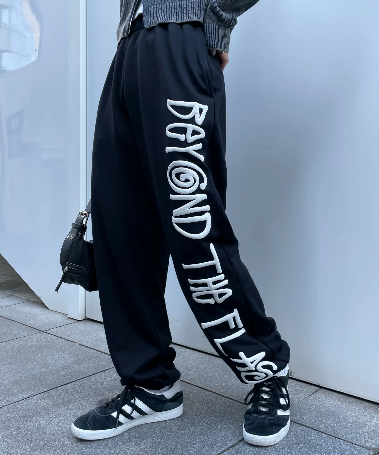 ハンドライティングスウェットパンツ - Image 13