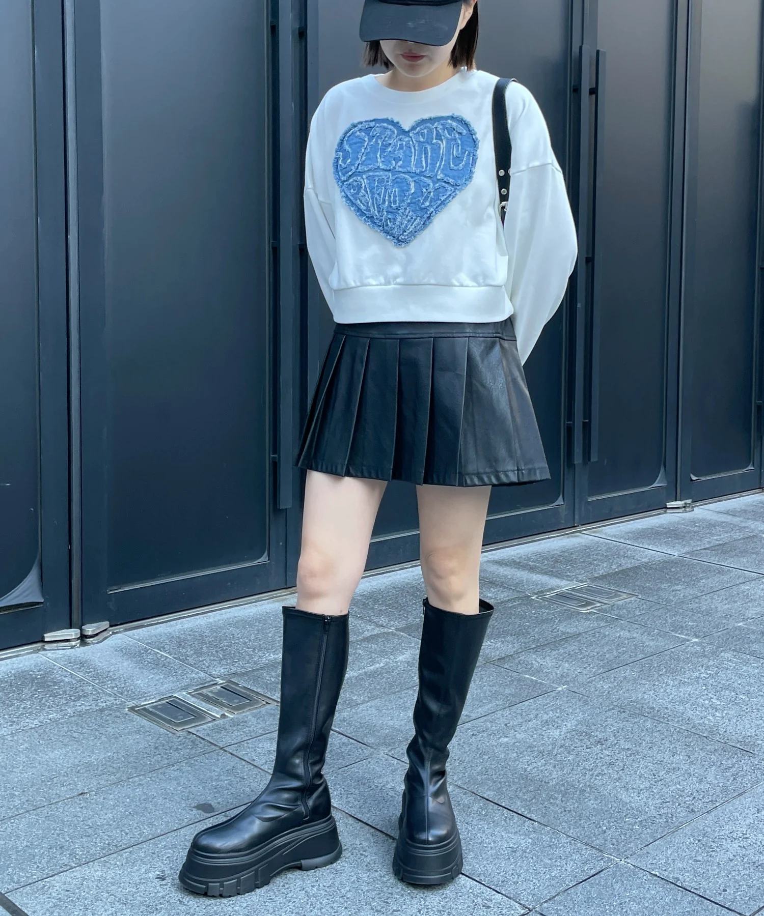 デニムワッペンプルオーバー - Image 3