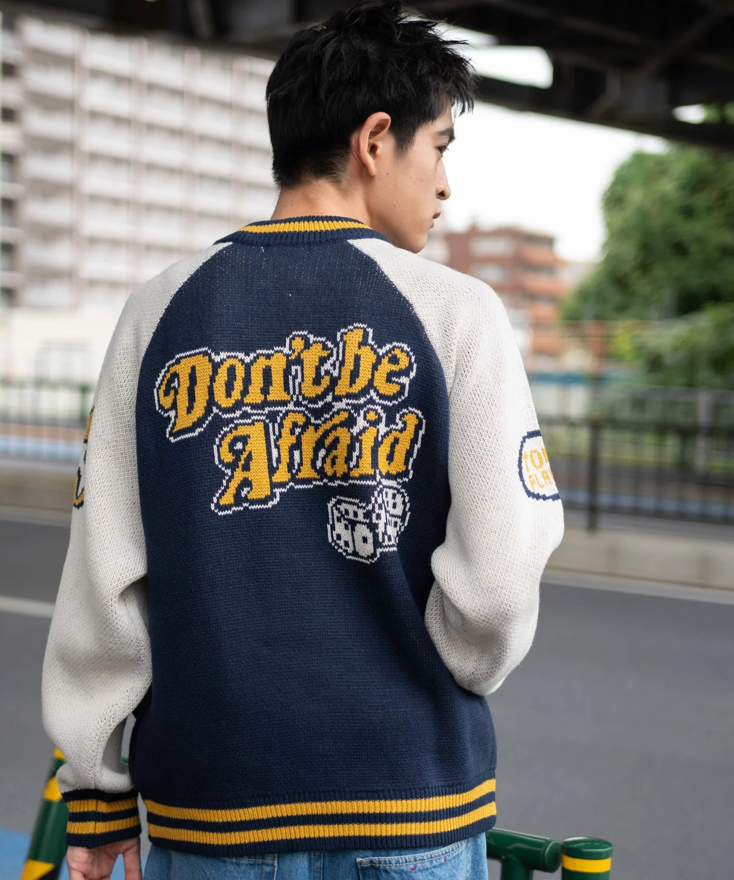 ジャガードニットスタジャン - Image 12