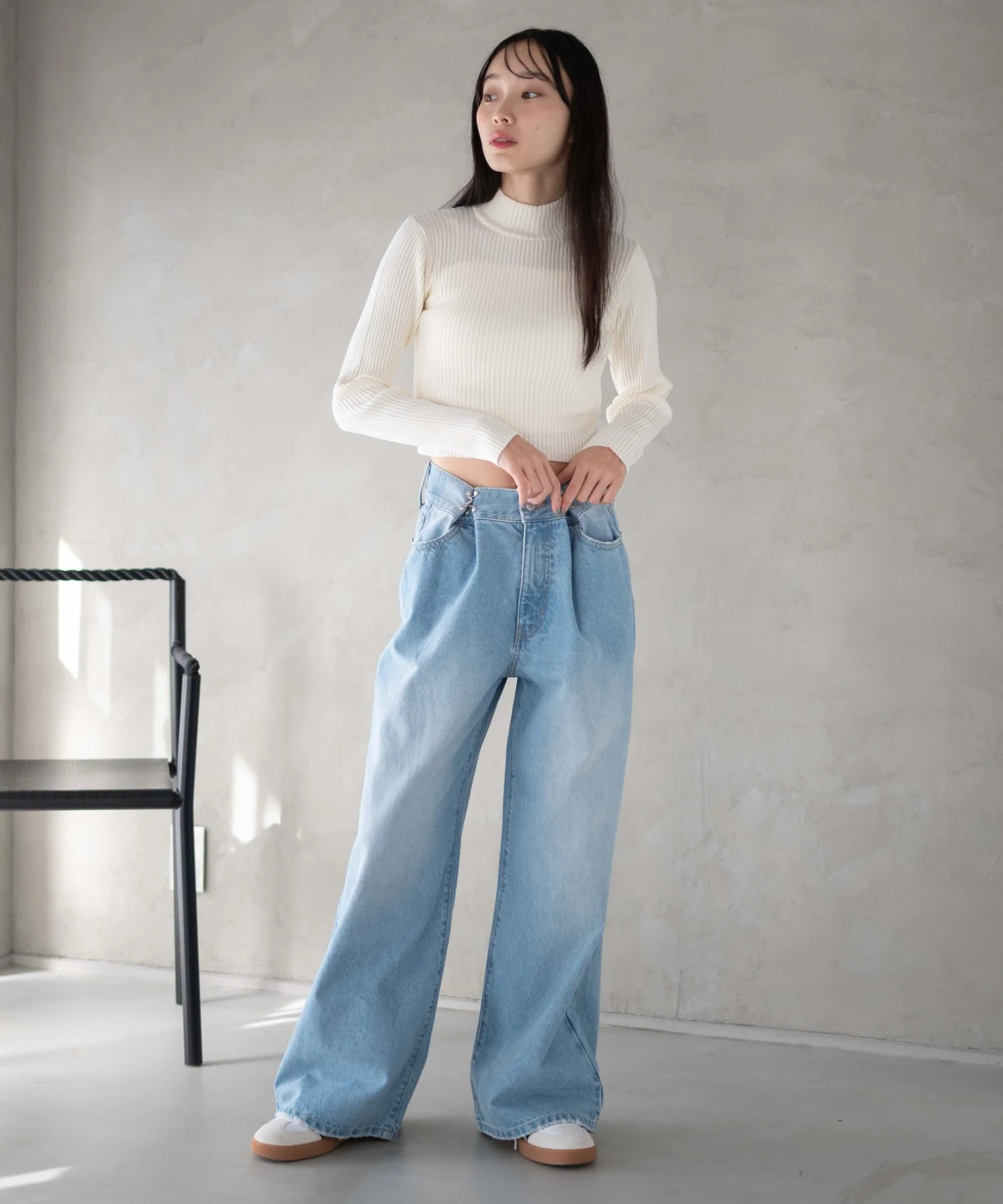 リブハイネックショートニット - Image 4
