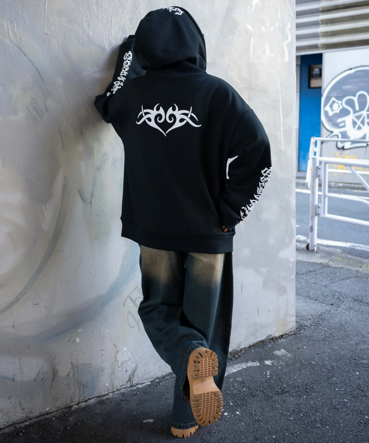 グラフィック裏起毛ZIPビッグパーカー - Image 6