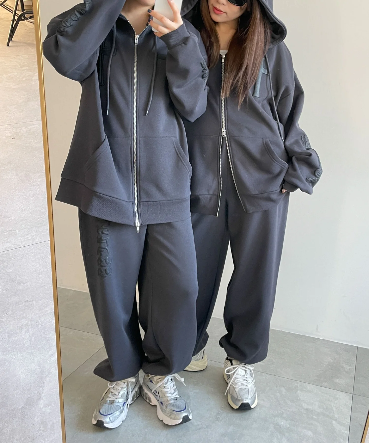 グラフィックスウェットパンツ - Image 3
