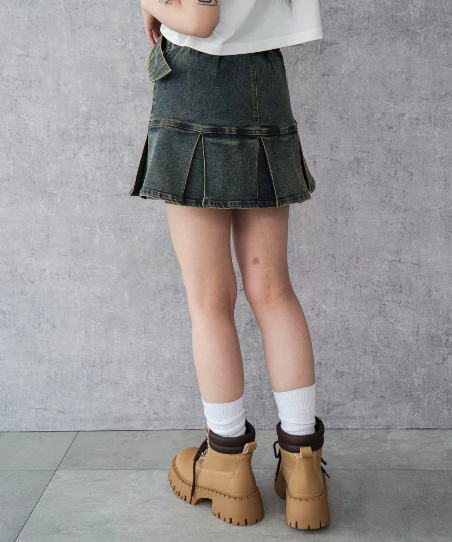 ベルト付デニムプリーツスカパン - Image 11