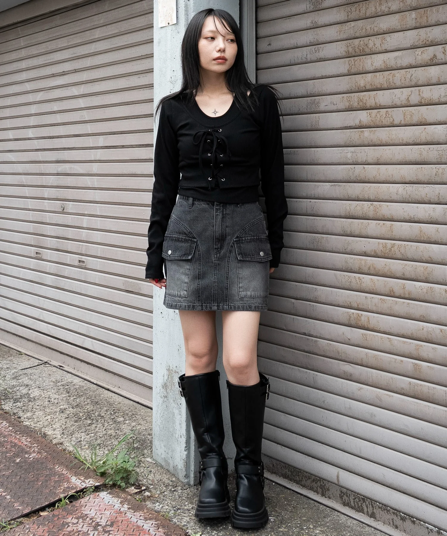 レイヤード風レースアップトップス - Image 4