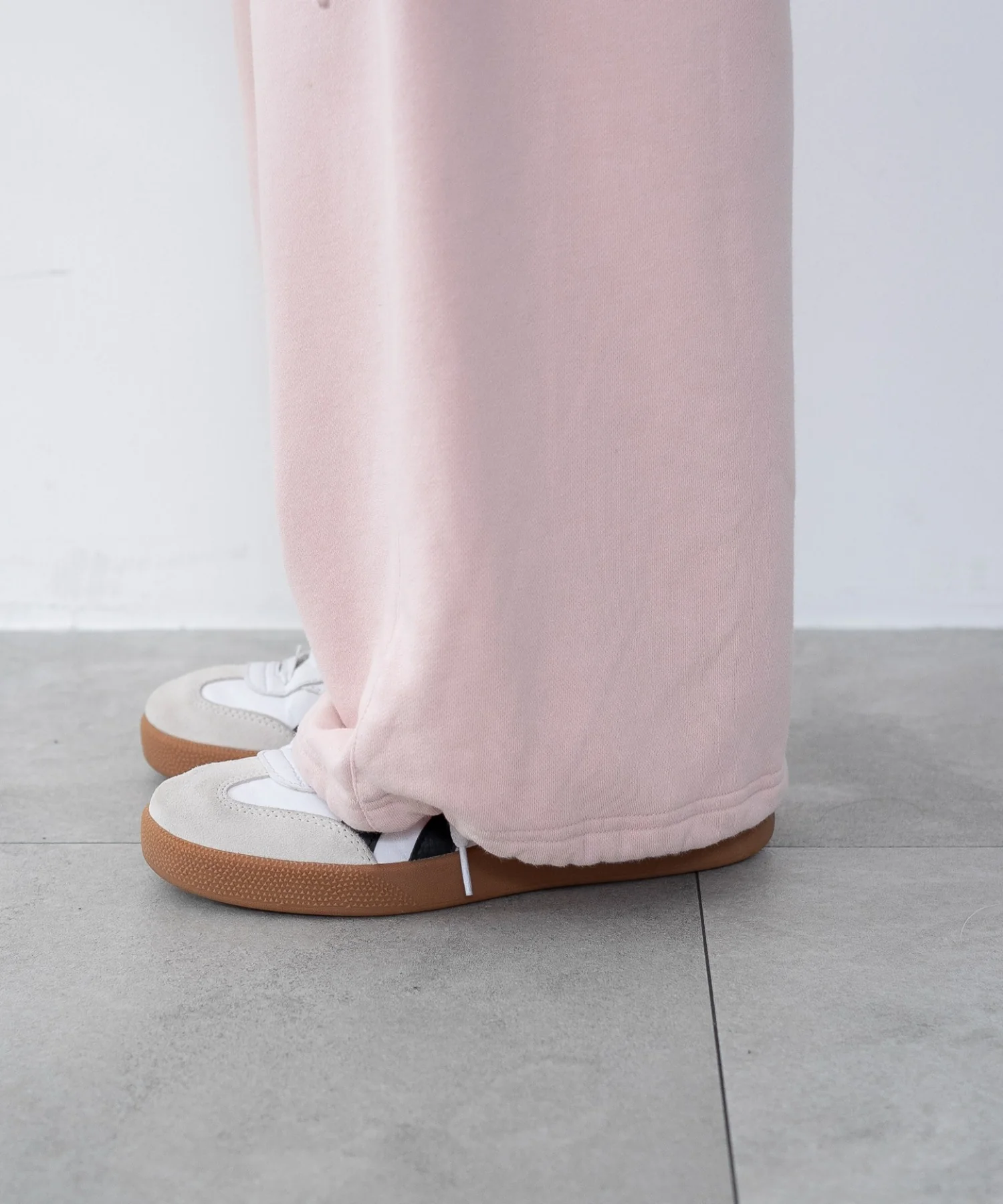 リボンカーゴスウェットパンツ - Image 11