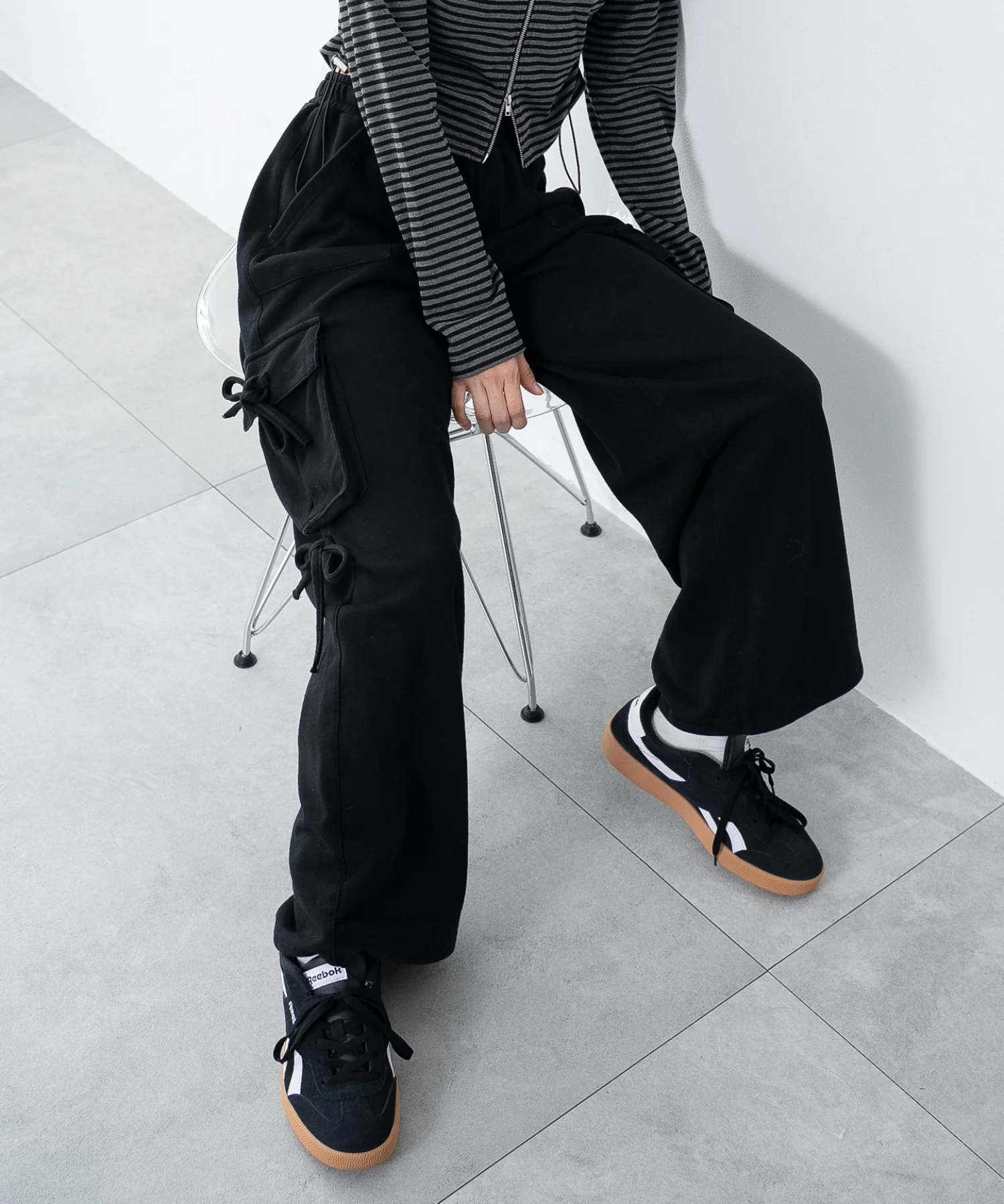 リボンカーゴスウェットパンツ - Image 3