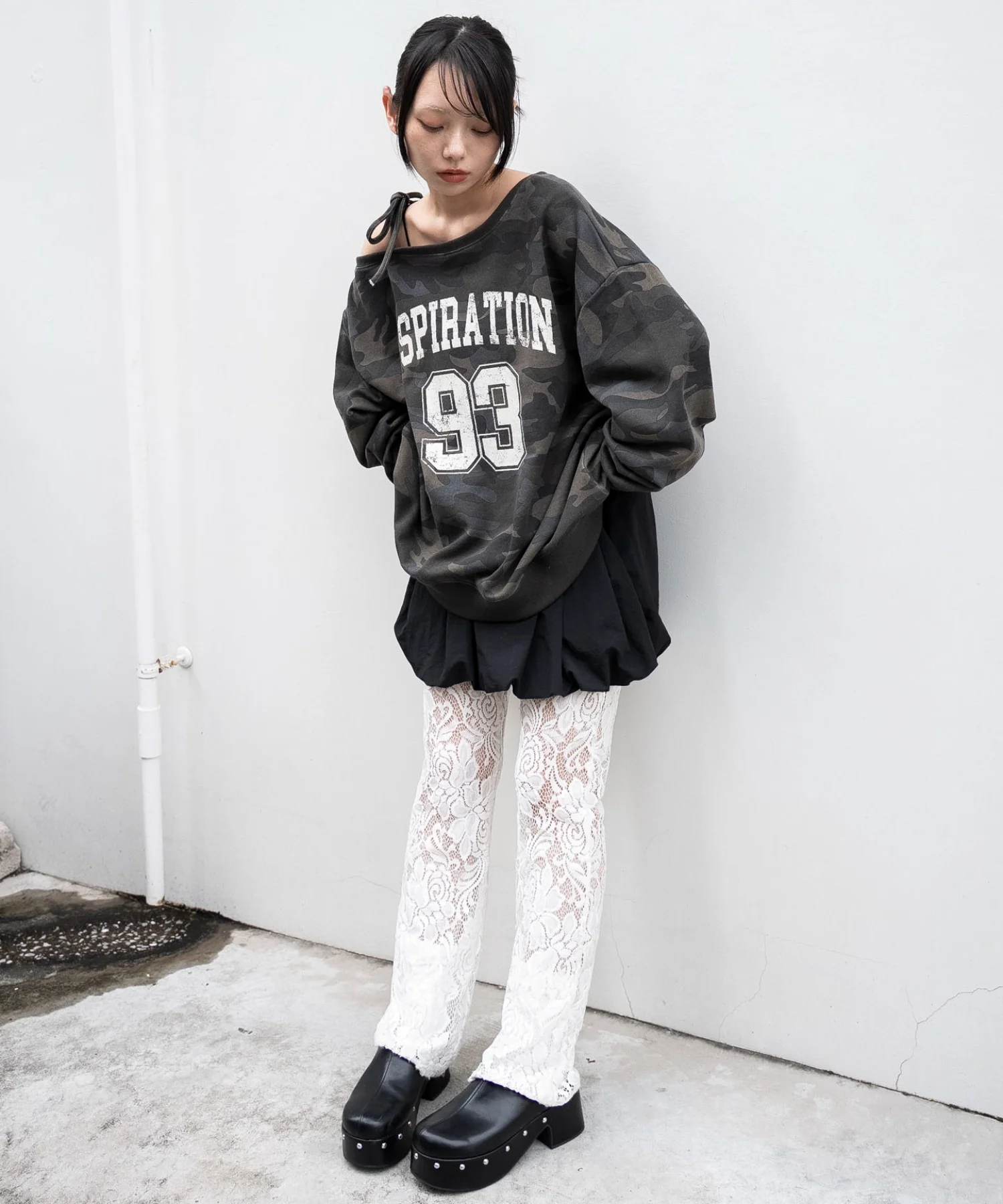 2WAYグラフィックワンショルBIGスウェット - Image 11