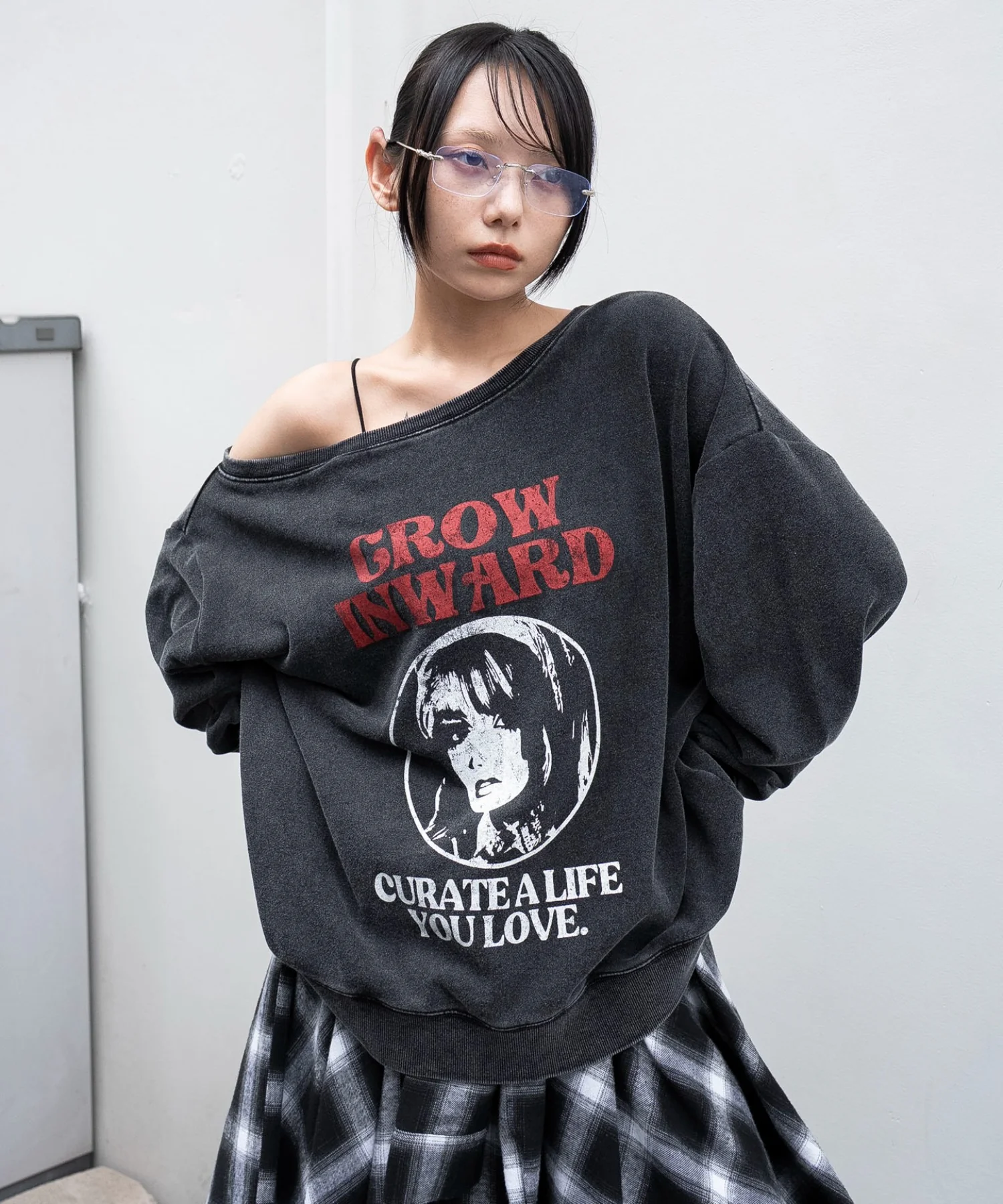 2WAYグラフィックワンショルBIGスウェット - Image 23