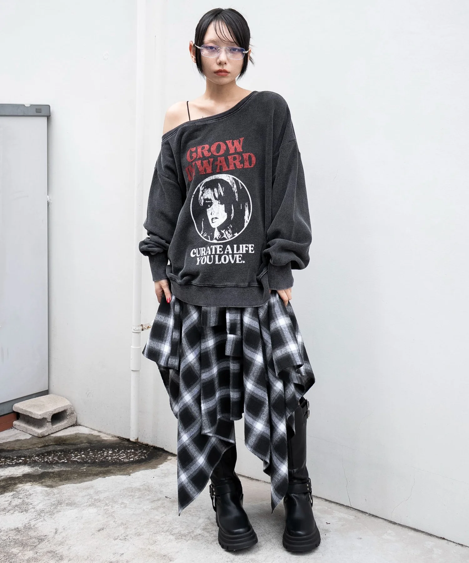 2WAYグラフィックワンショルBIGスウェット - Image 24