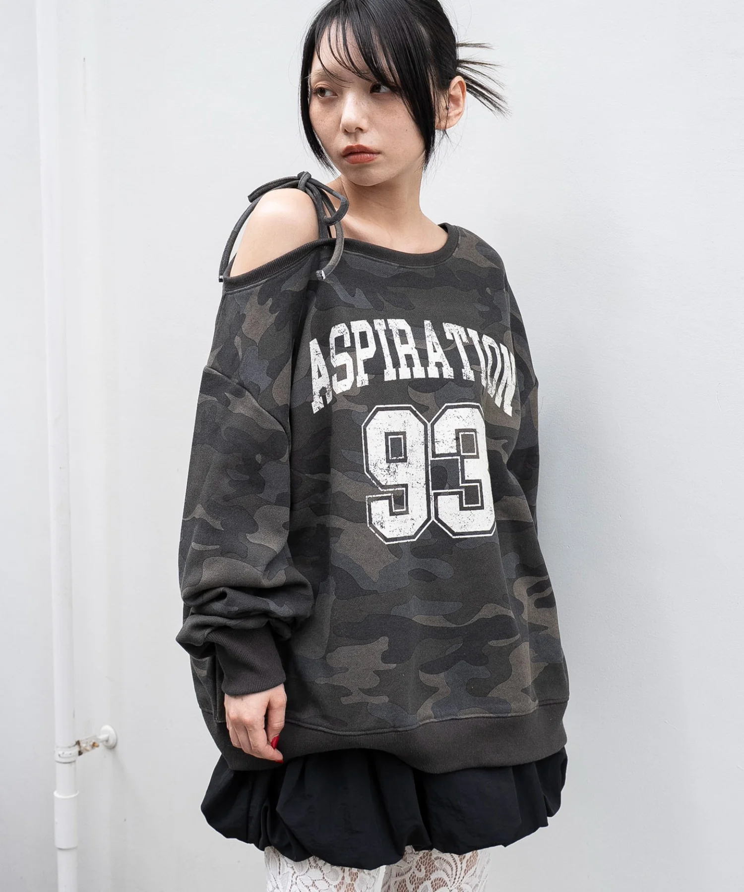 2WAYグラフィックワンショルBIGスウェット - Image 25