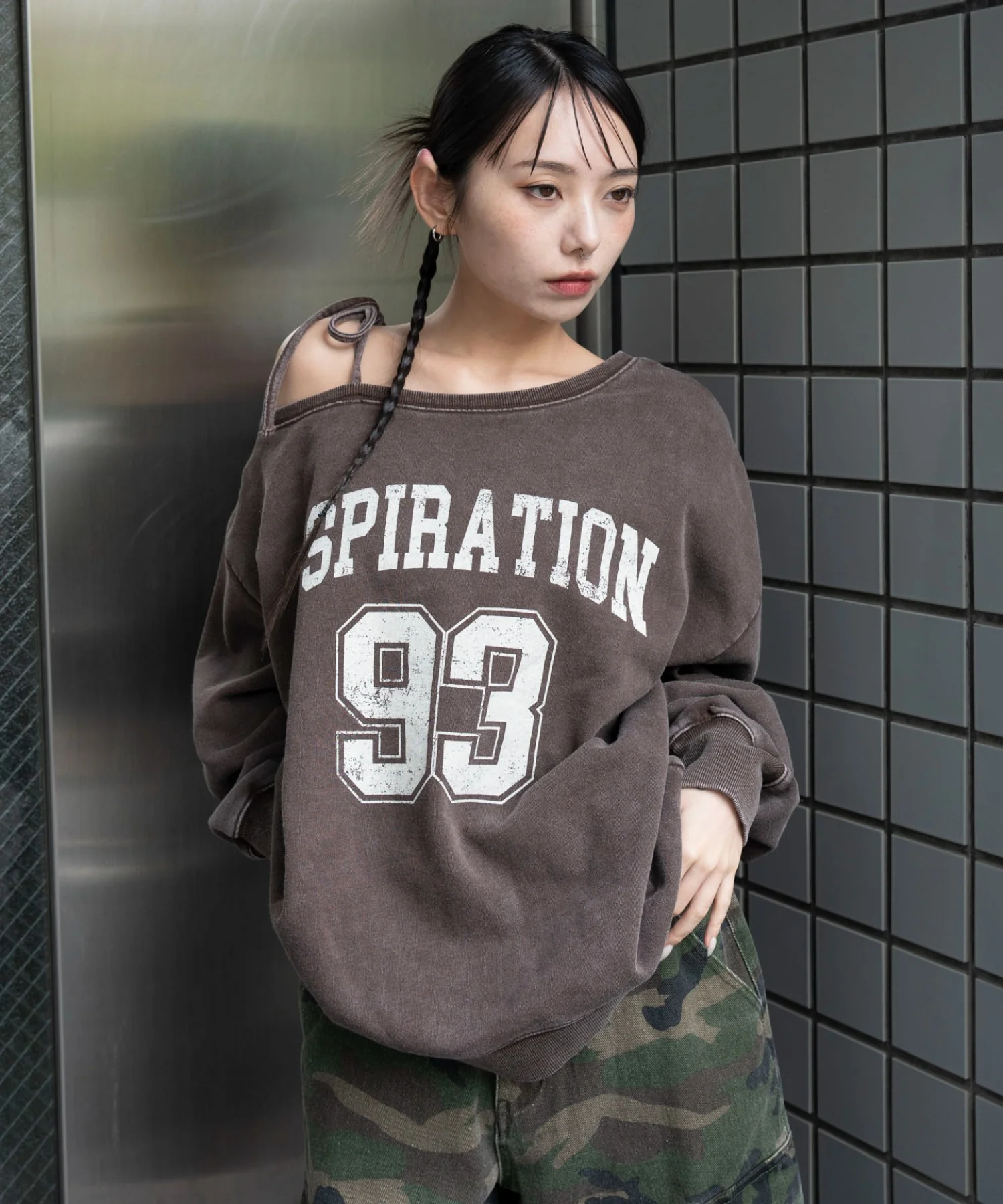 2WAYグラフィックワンショルBIGスウェット - Image 8