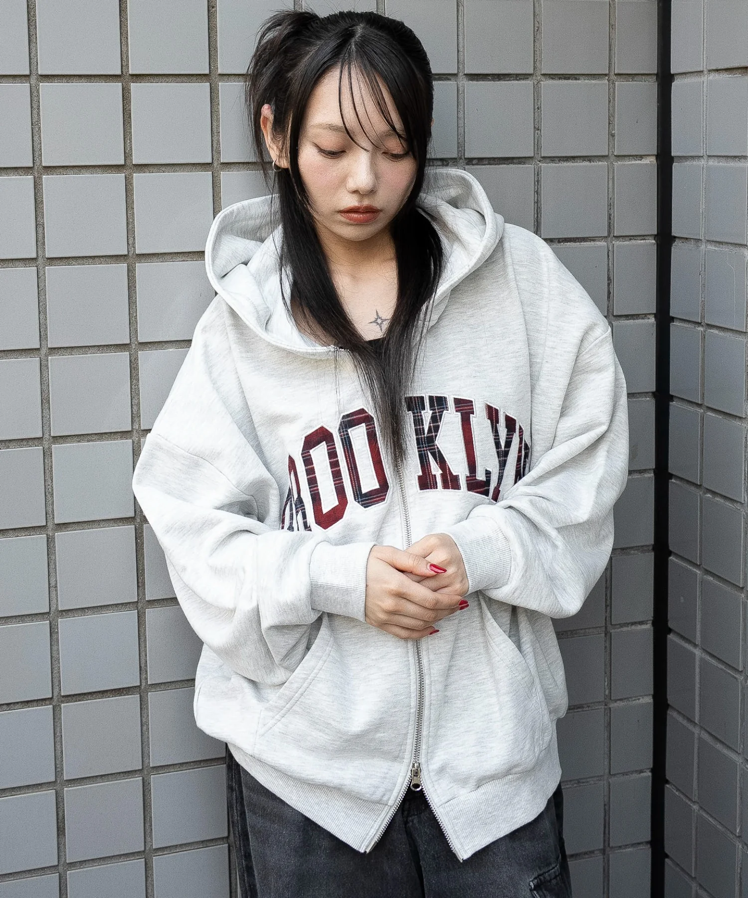 グラフィックBIGZIPパーカー - Image 44