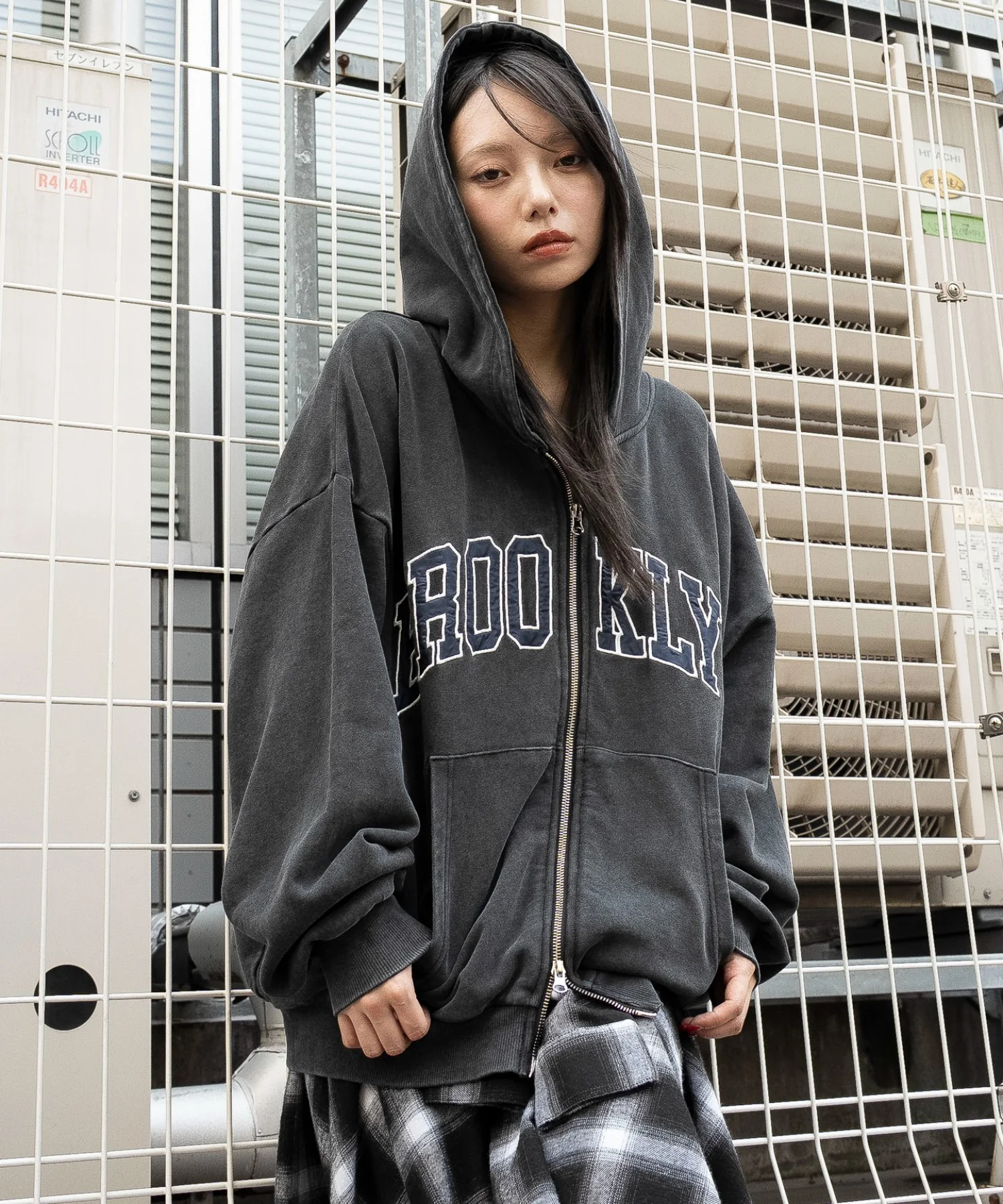 グラフィックBIGZIPパーカー - Image 5