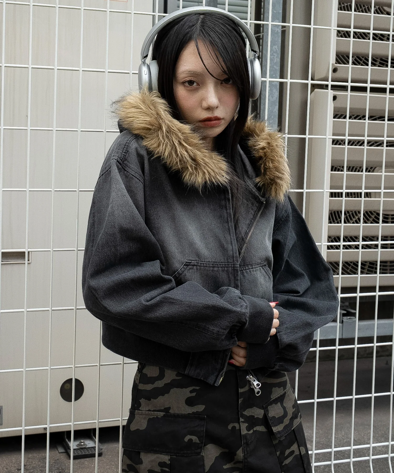 ファーフードデニムショートブルゾン - Image 16