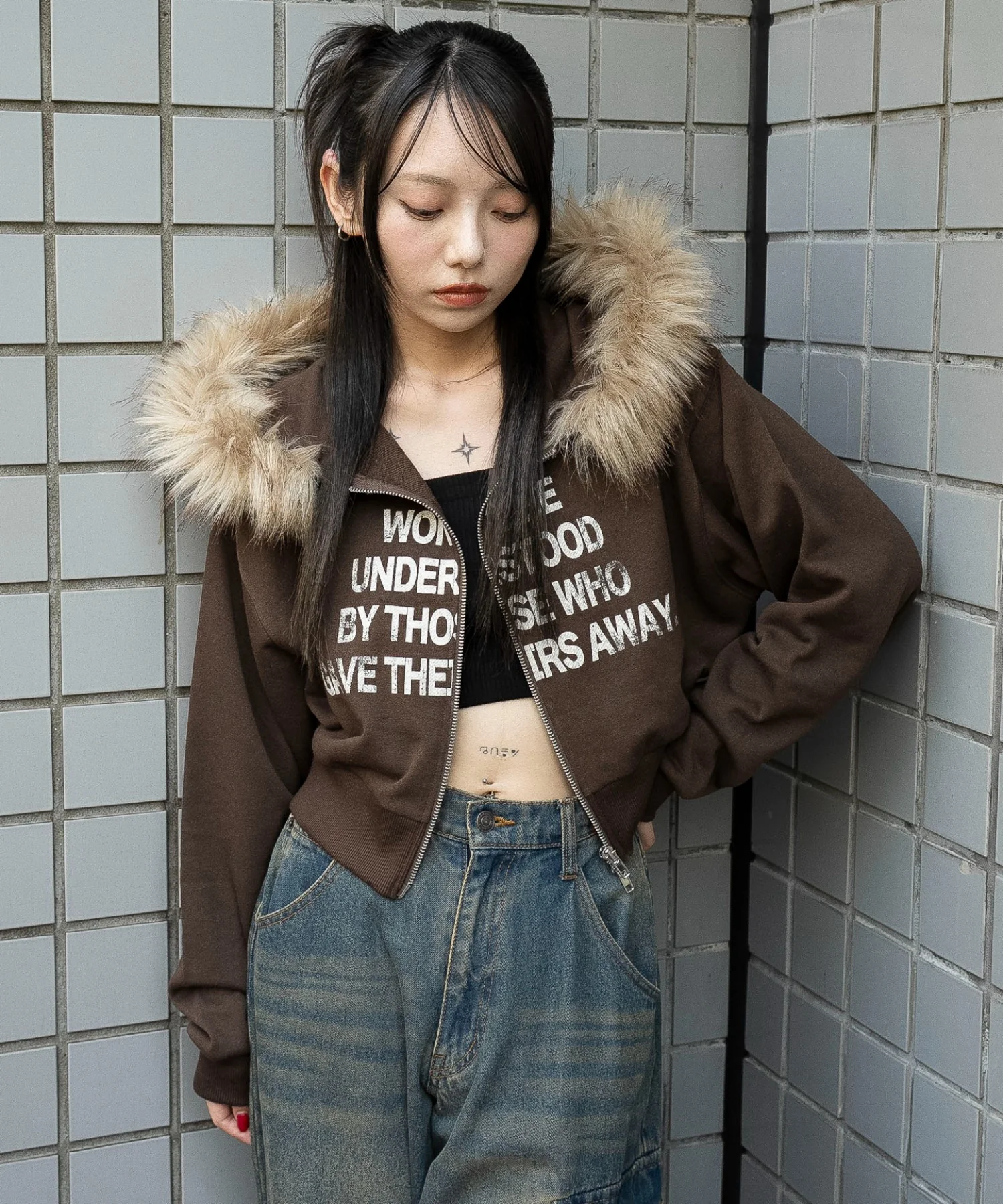 ファーフードショートZIPパーカー - Image 18
