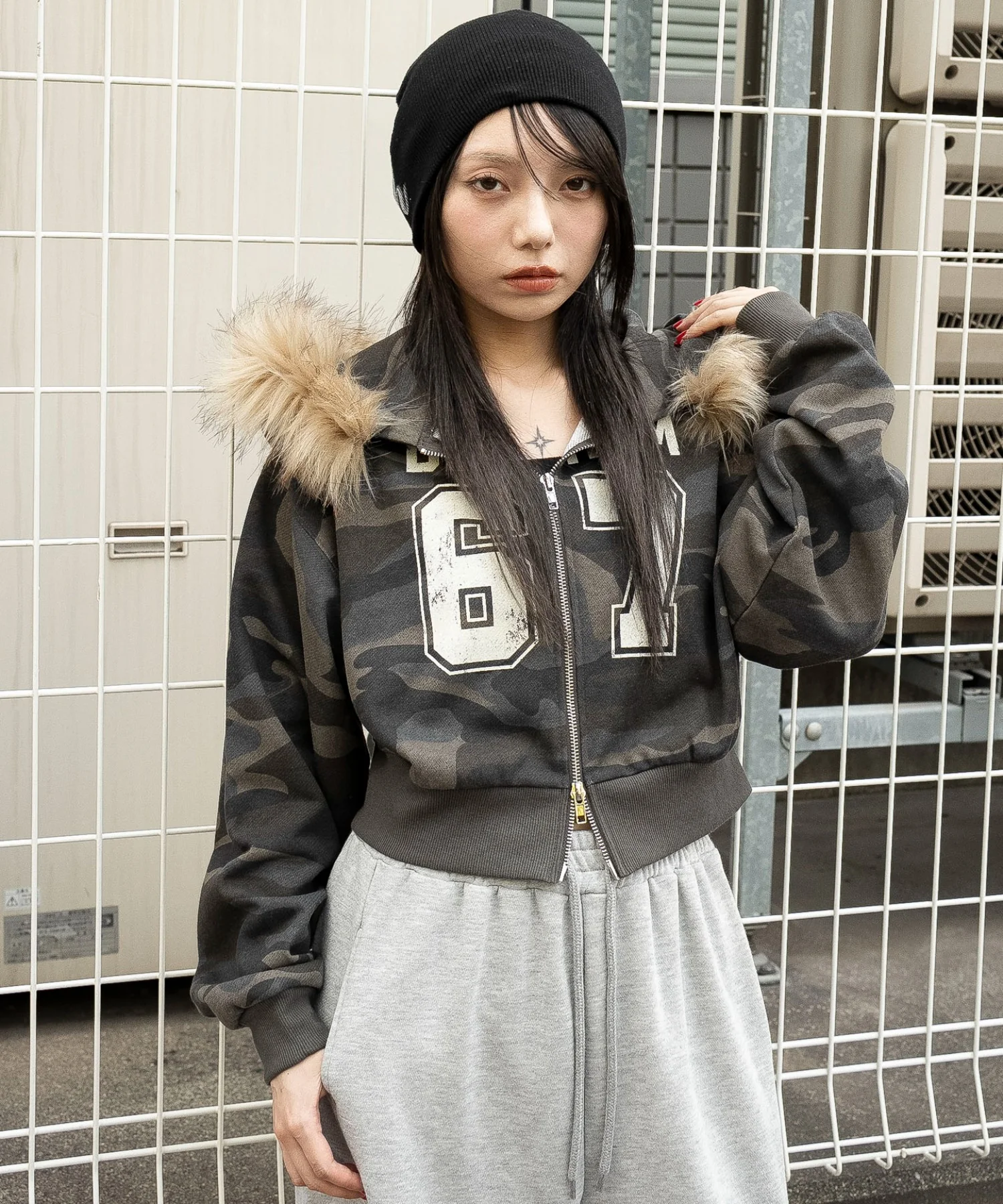 ファーフードショートZIPパーカー - Image 5