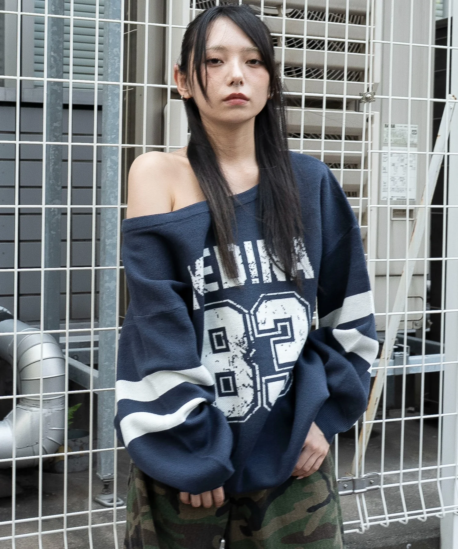 2WAYグラフィックワンショルBIGニット - Image 2