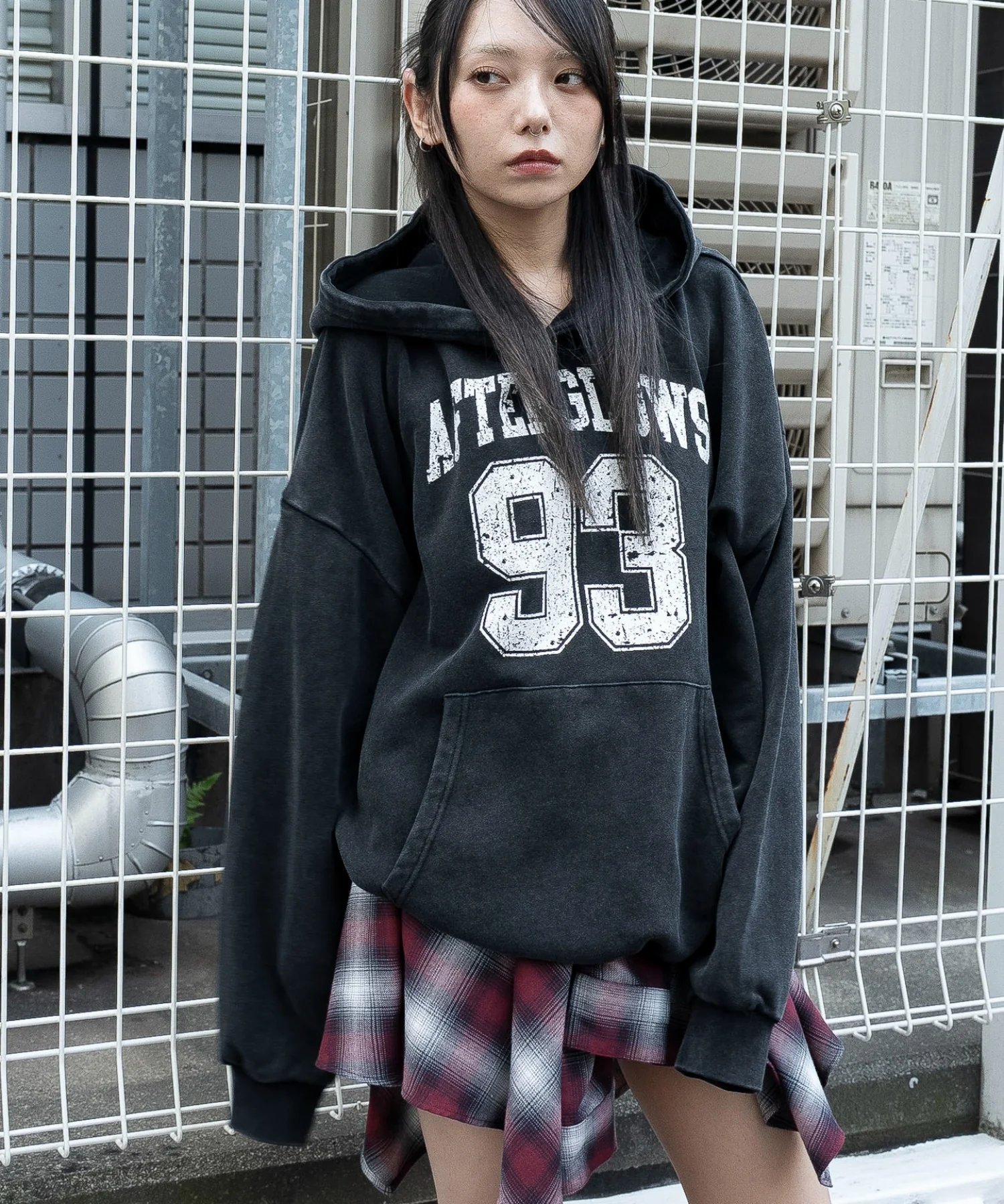 グラフィックプルパーカー - Image 13