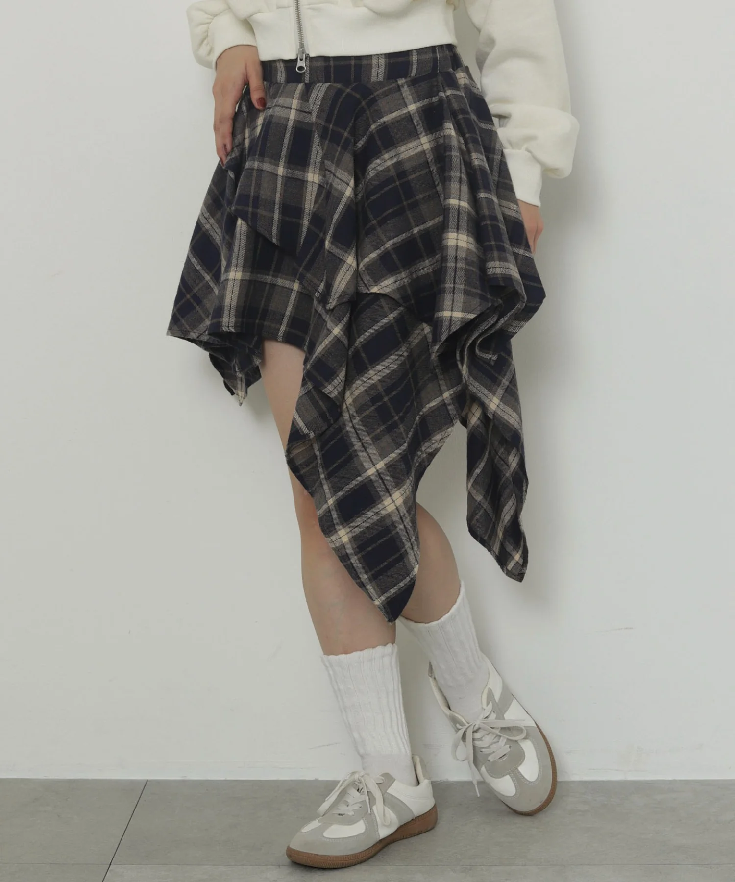 アシンメトリーチェックミニスカパン - Image 3