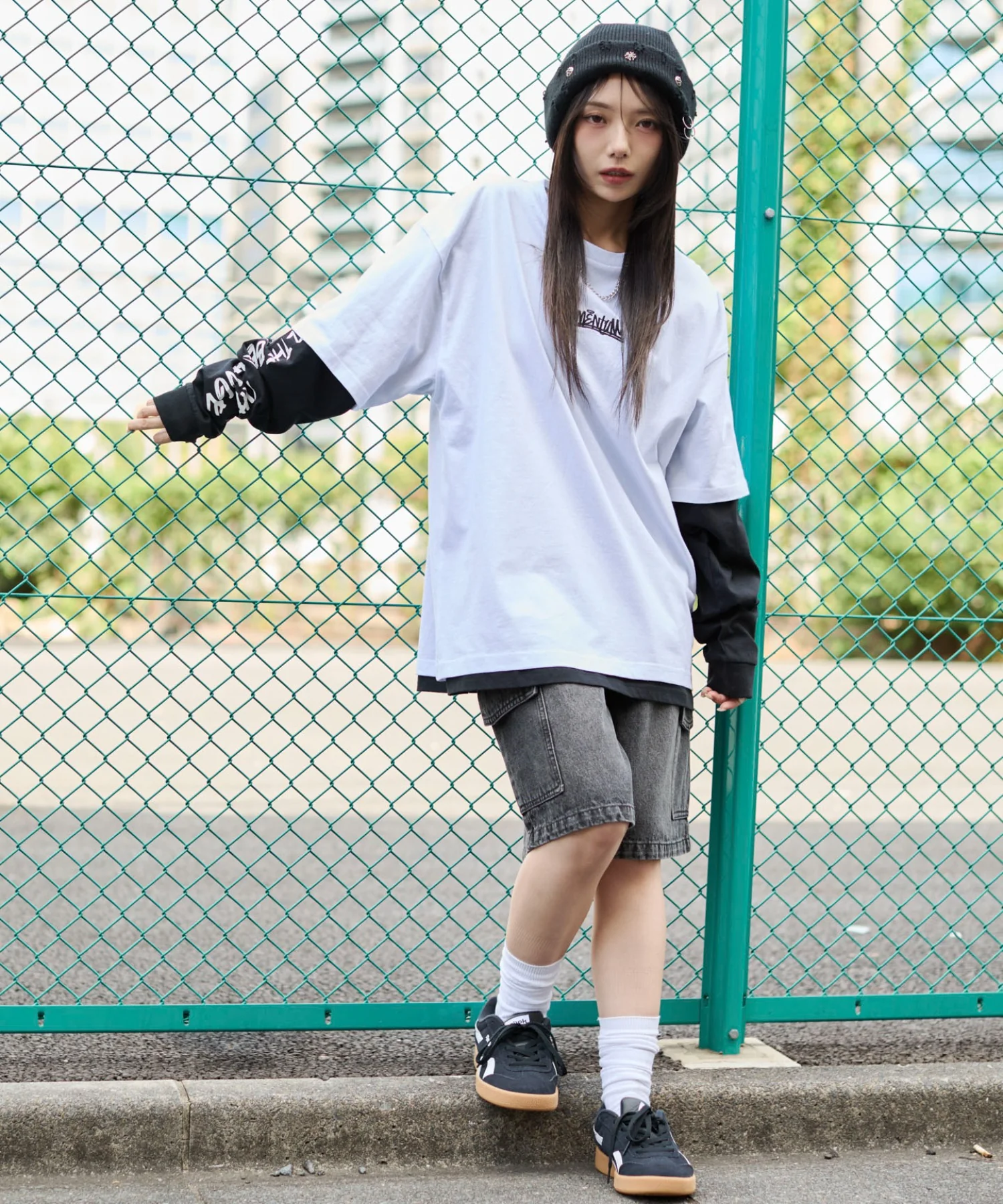 アクセ付きアンサンブルグラフィックT（LS） - Image 17