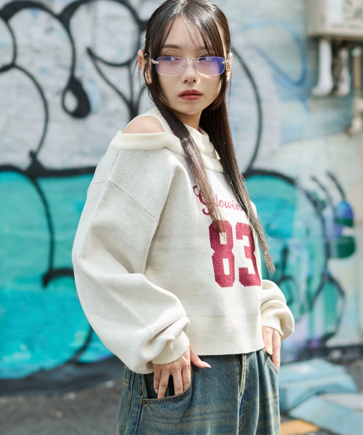 オープンショルダーナンバリングニット - Image 16