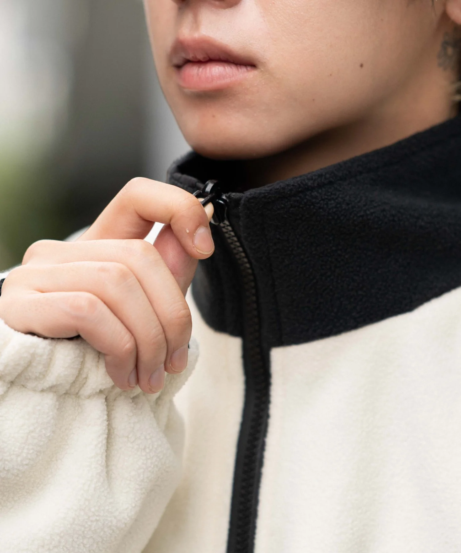 リバーシブルフリースブルゾン - Image 18