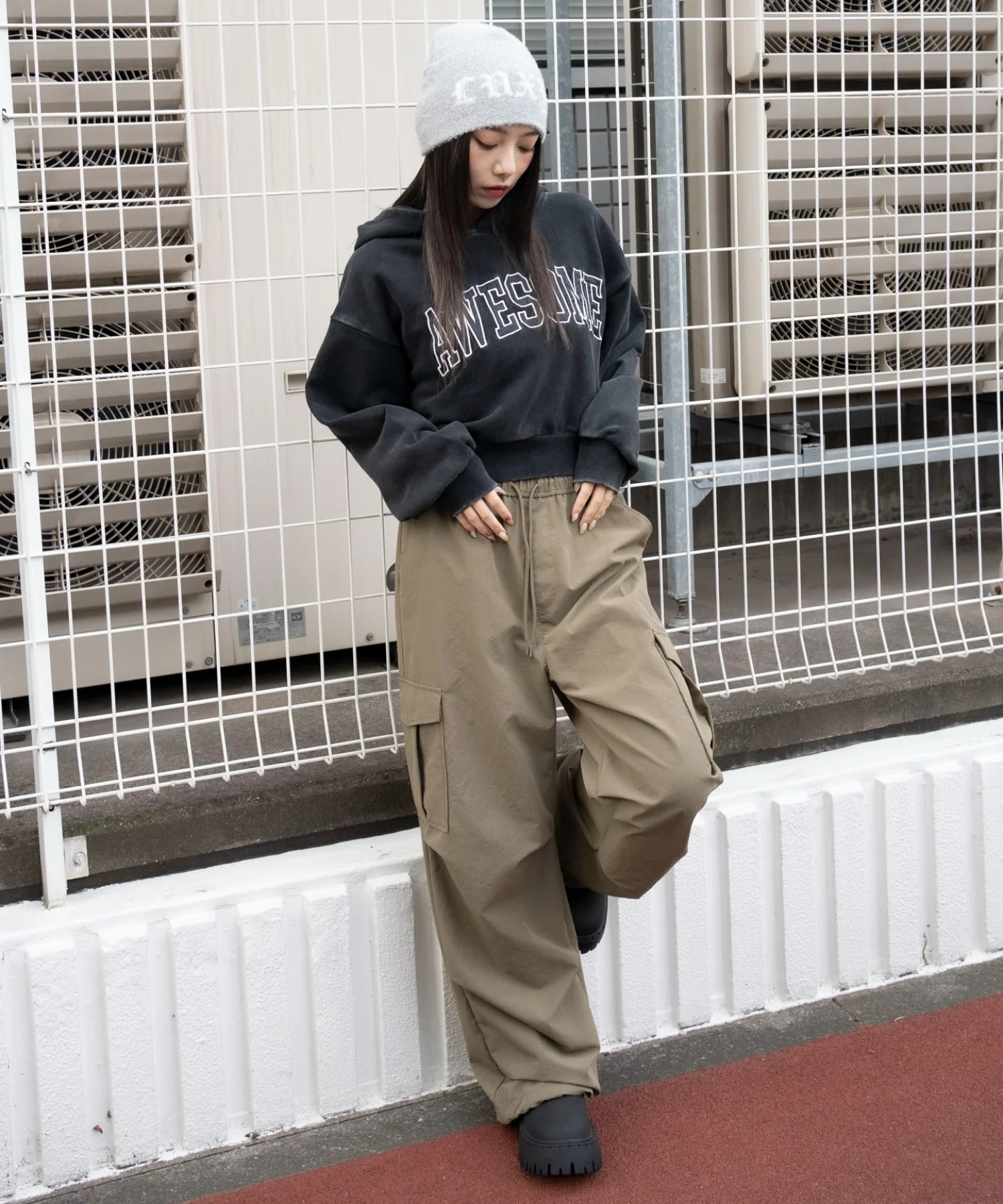 ロゴショートプルパーカー - Image 7